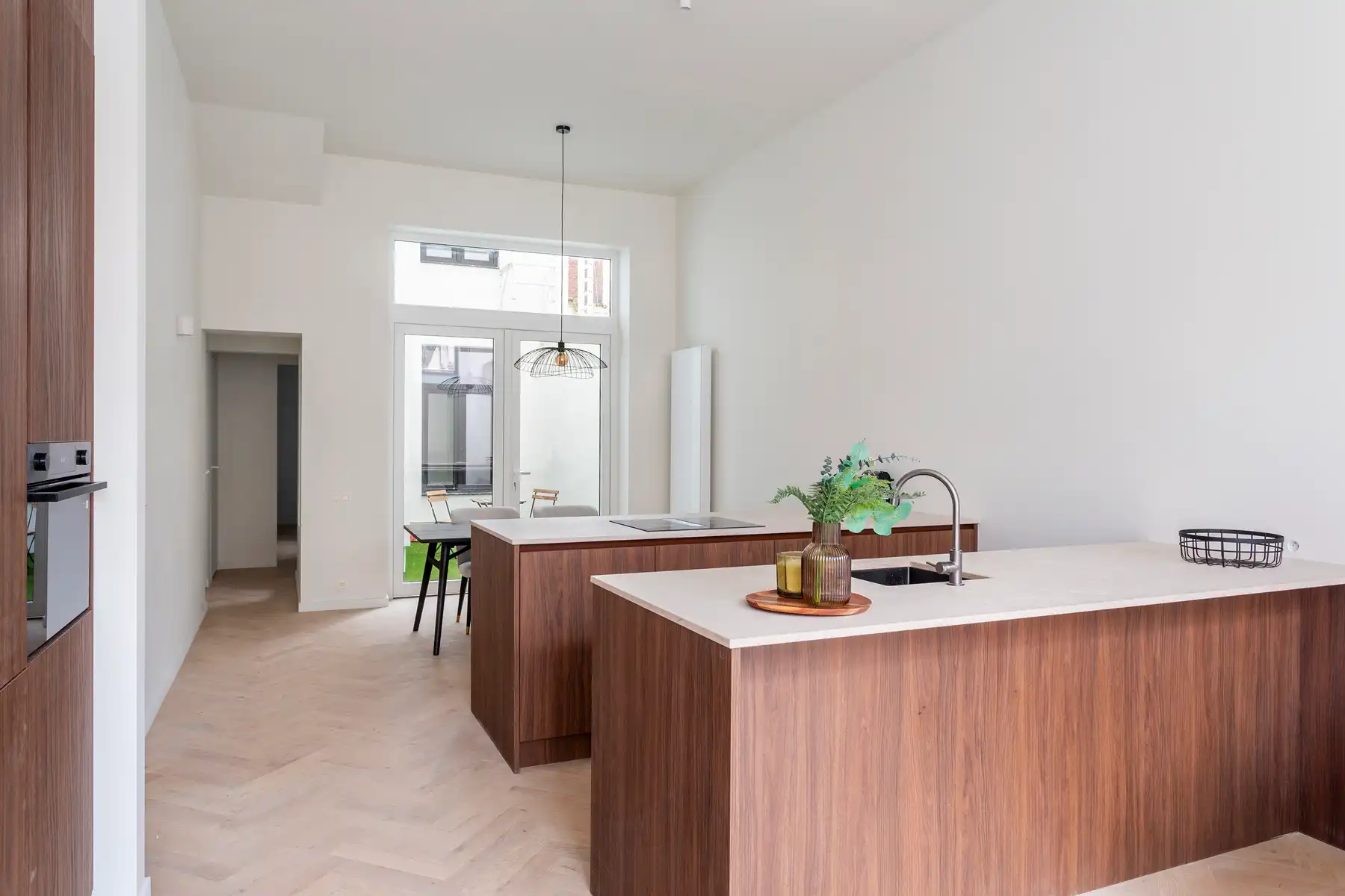 Hoogwaardig gerenoveerd appartement met terras op toplocatie foto 6