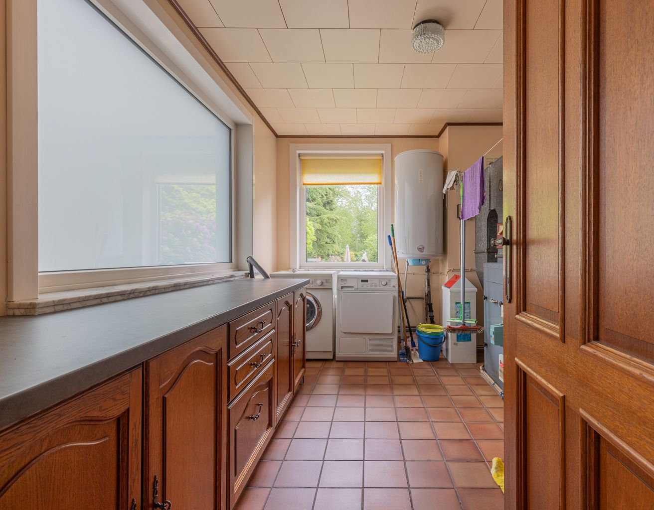 Rustig gelegen Half- open bebouwing met garage. foto 10