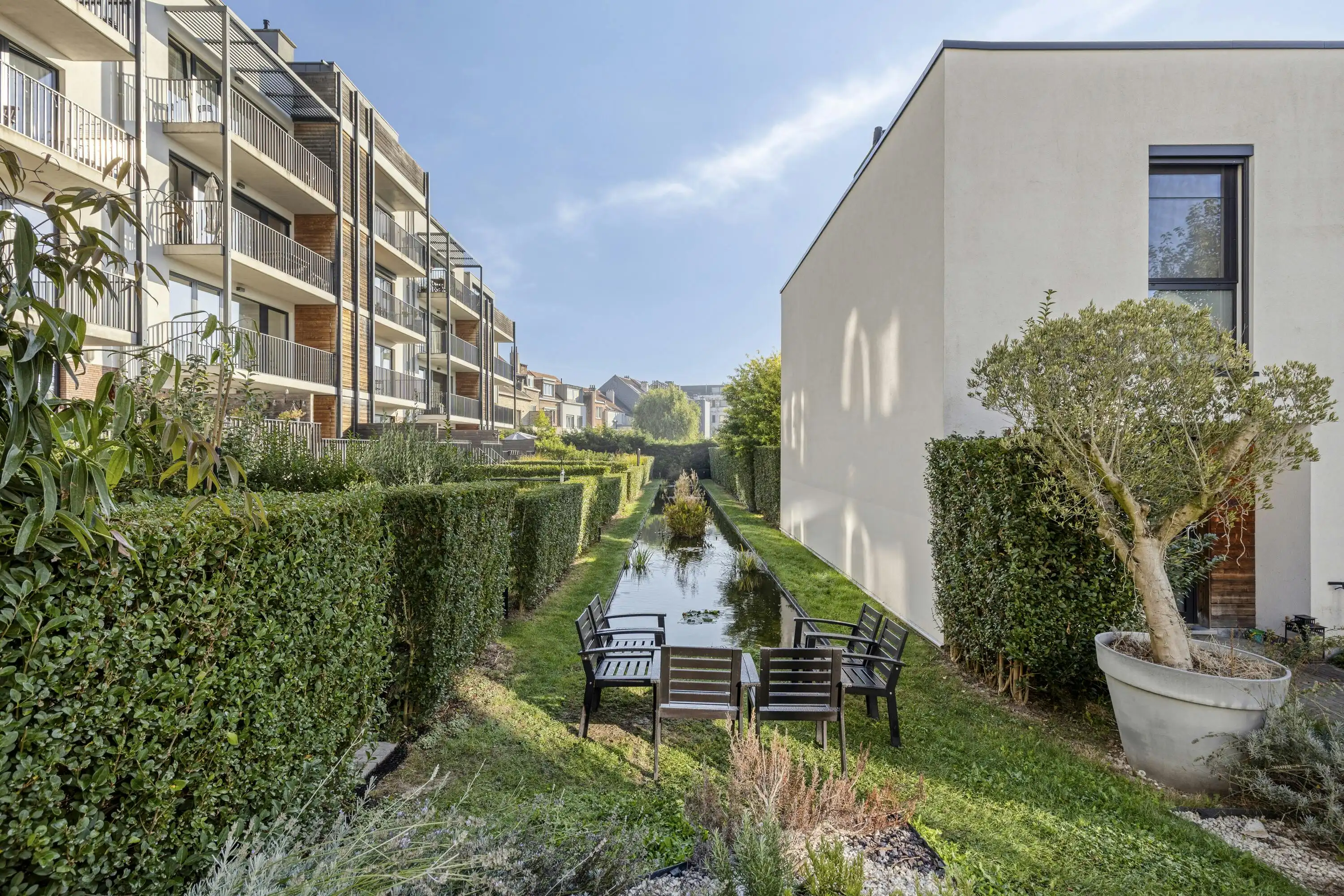 Lichtrijk appartement met één slaapkamer en zonnige stadstuin foto 18