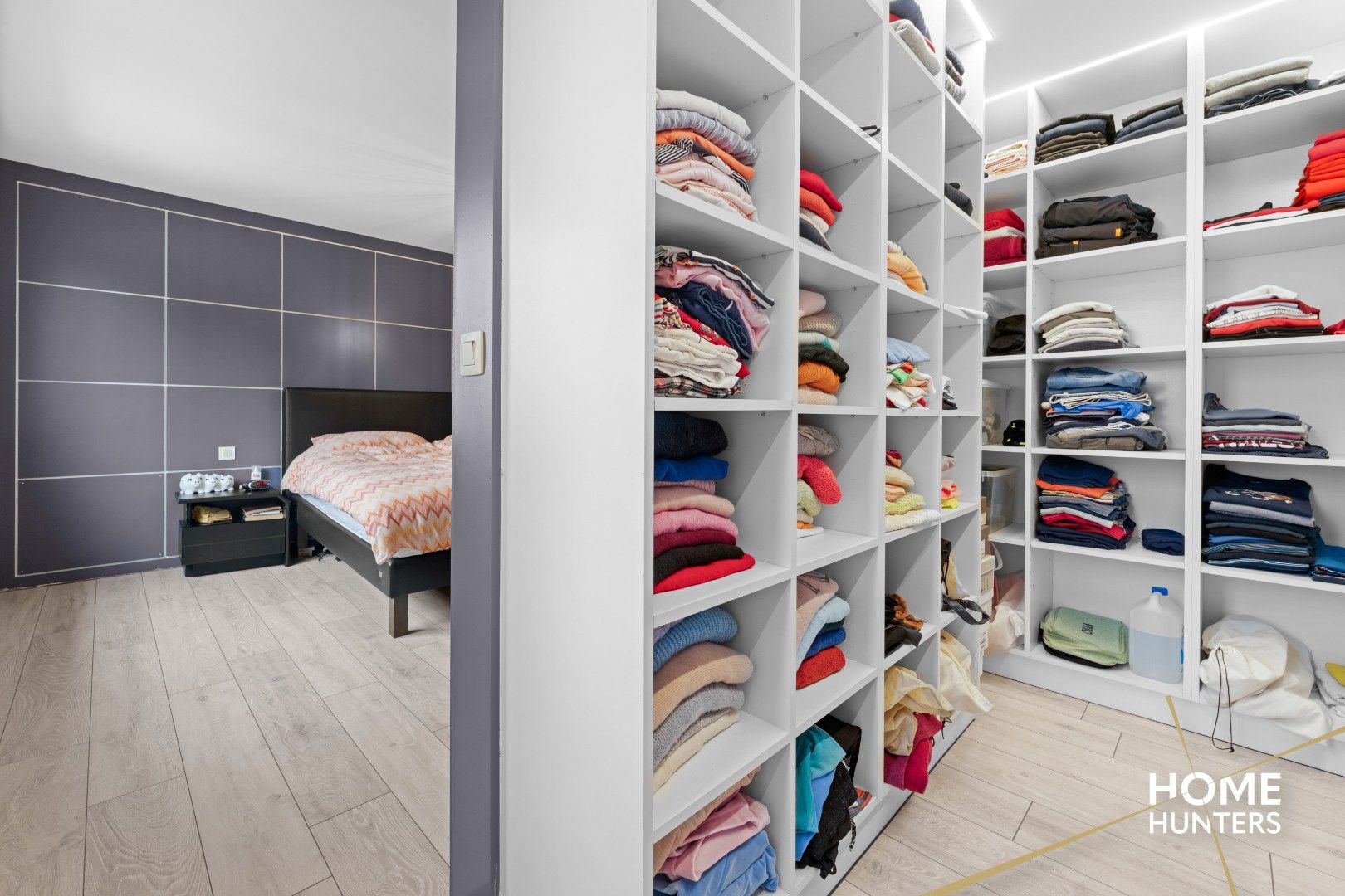 Instapklare, gerenoveerde woning op centrale ligging nabij centrum Roeselare! foto 12