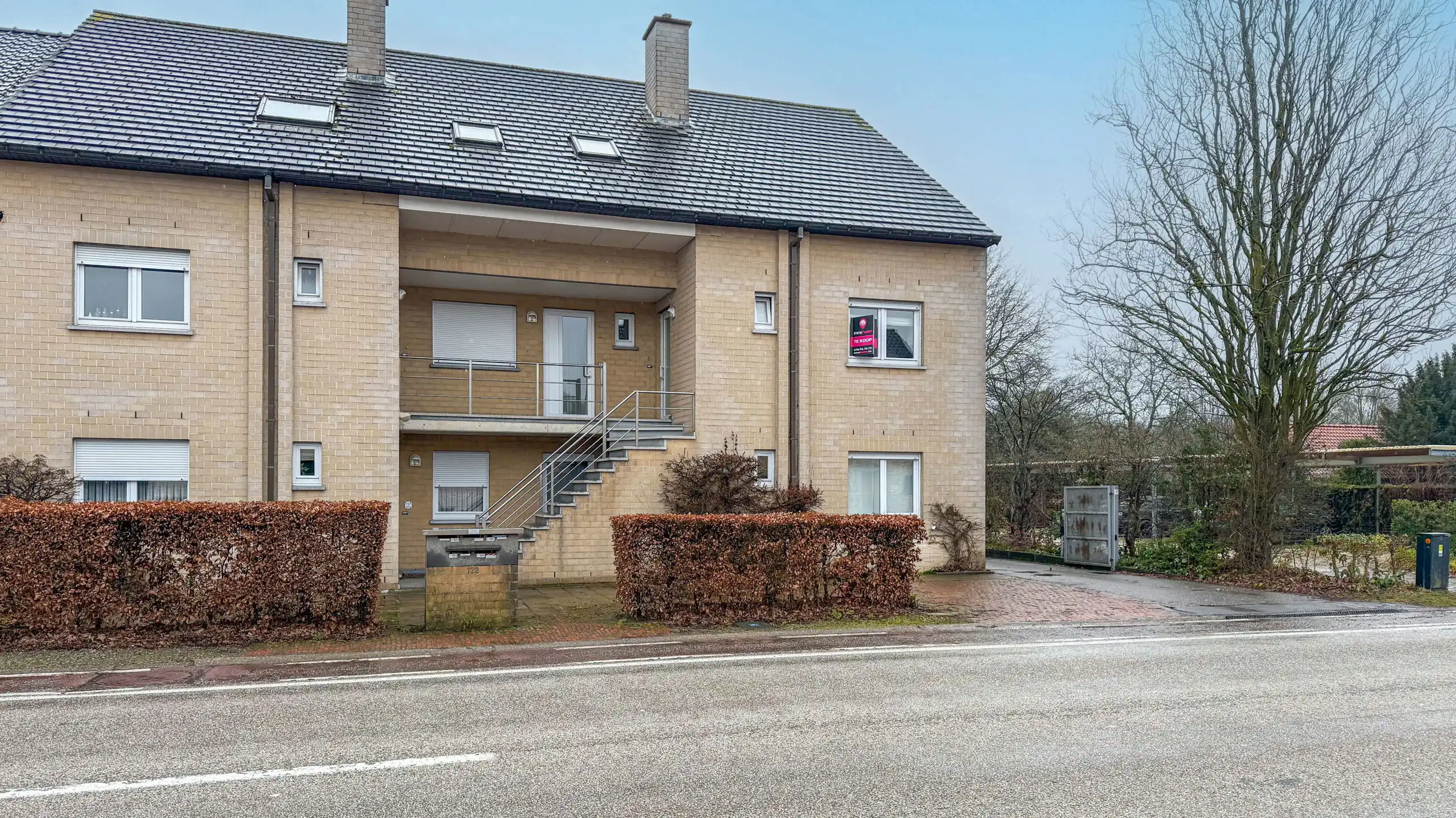 Gezellig duplex appartement met terras en garagebox in HZ! foto 27