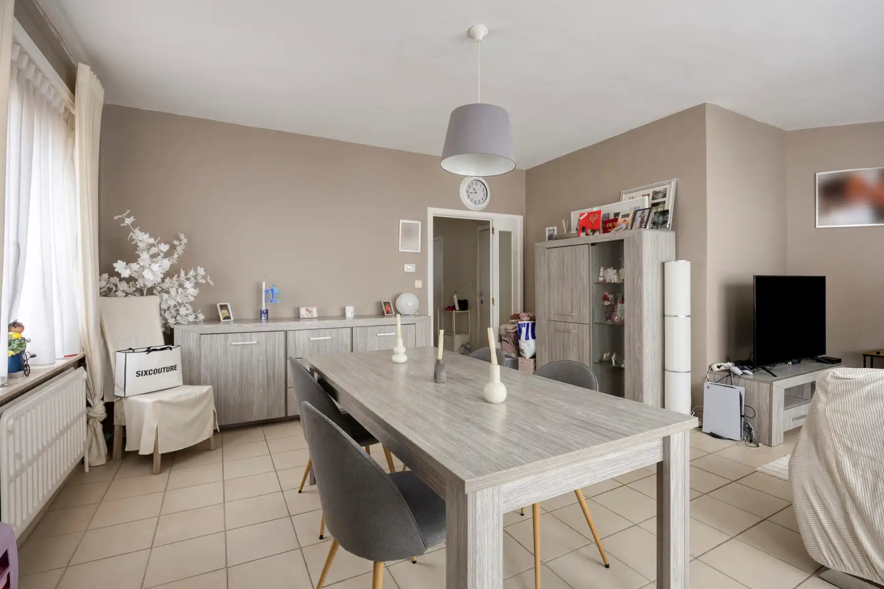 2-slaapkamerappartement met terras, garage en kelder foto 3