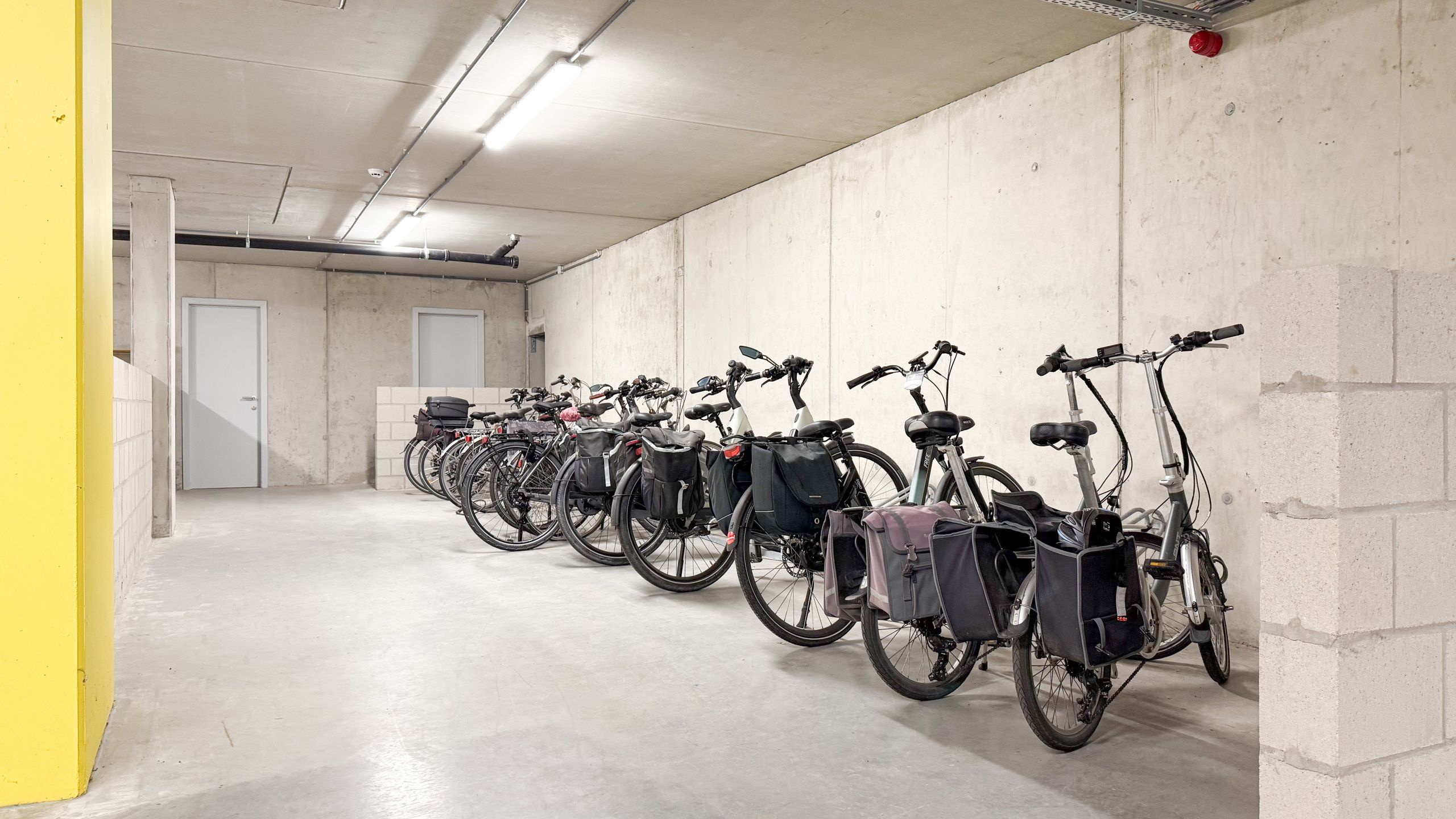 Verzorgde nieuwbouw app met inbegrepen parking in Beringen! foto 27