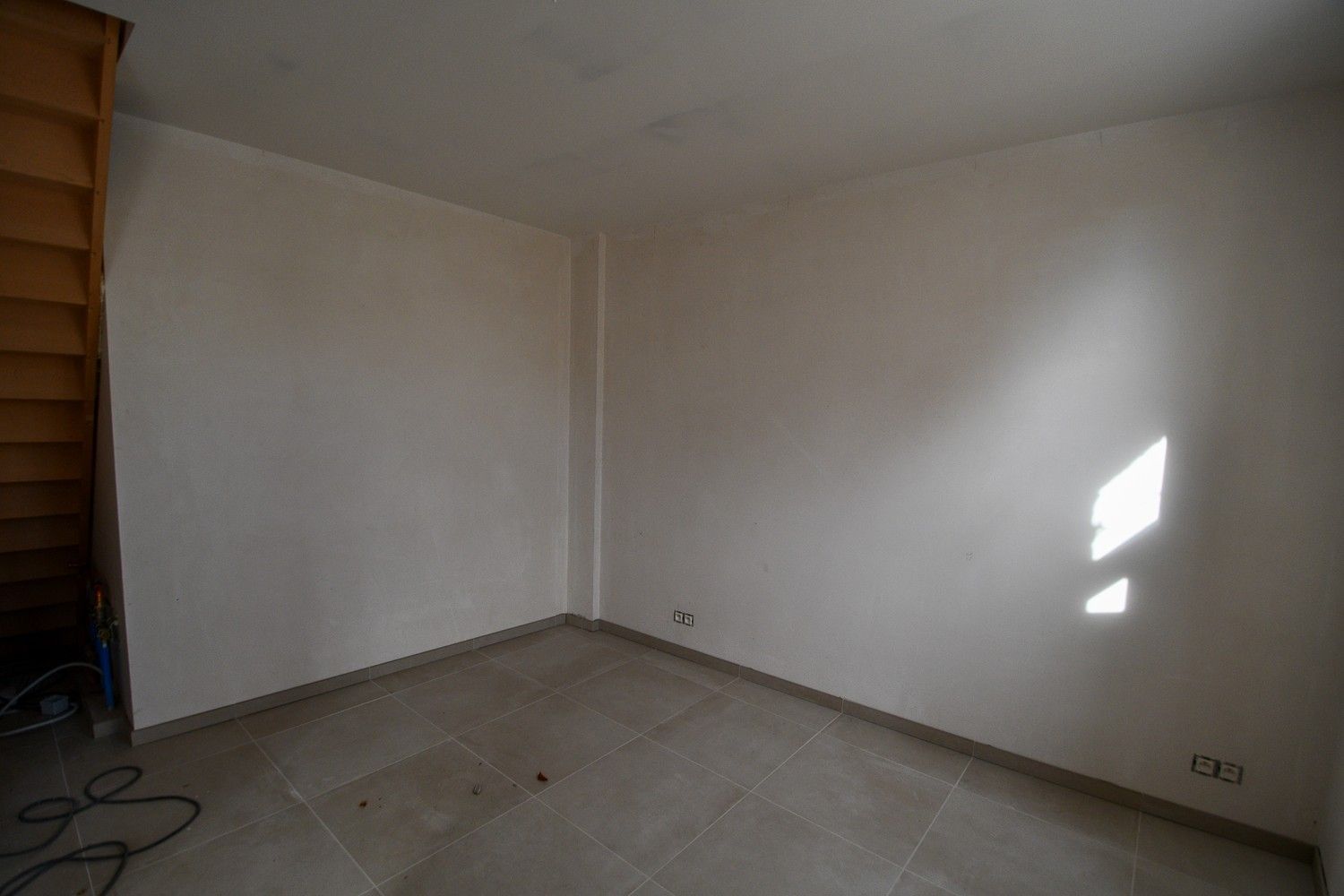 Volledig gerenoveerde dorpswoning met 3 slaapkamers foto 6
