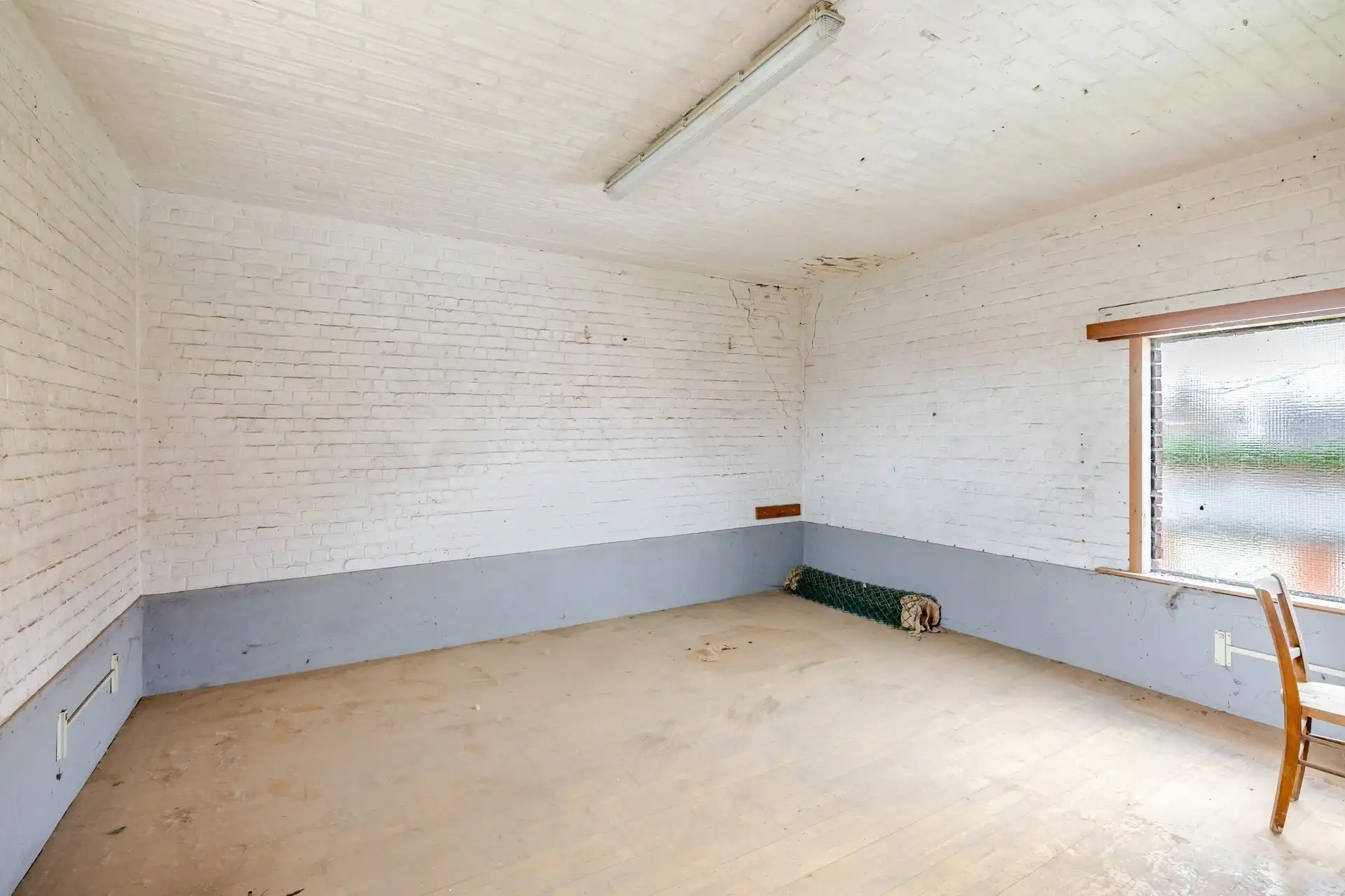 3-slaapkamerwoning met loods in het centrum van Wetteren foto 28