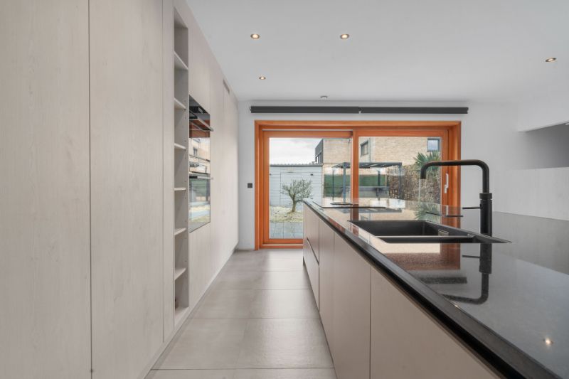 Recente ruime mooie Woning 3 slaapkamers foto 6