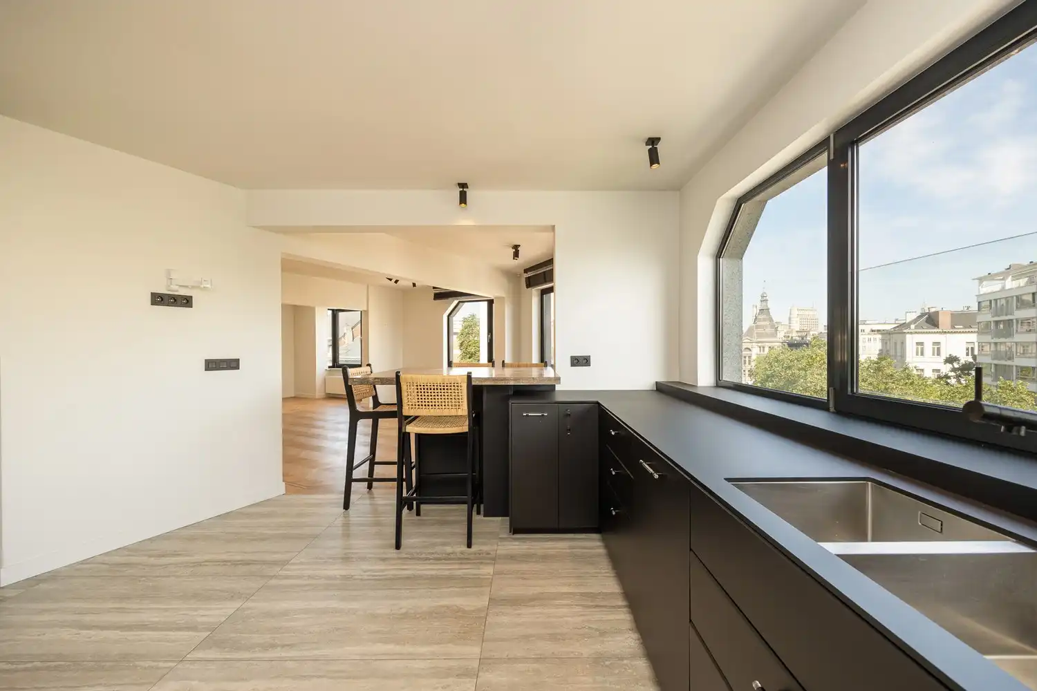 Luxueus en energiezuinig hoekappartement (260m²) op de 6de verdieping met prachtig uitzicht op het Stadspark foto 10