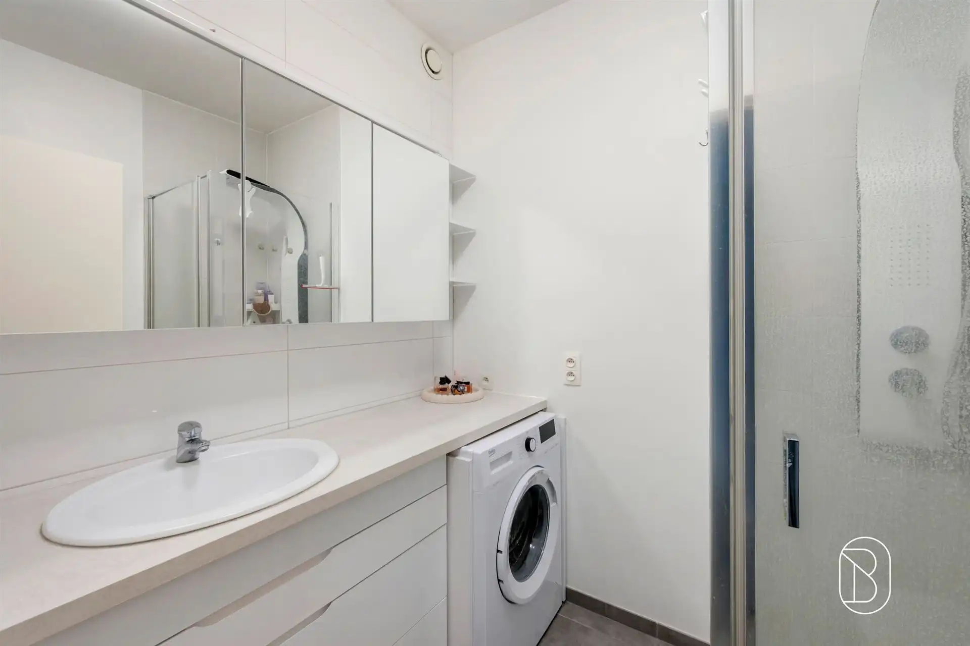 Mooi gelijkvloers appartement met 2 slaapkamers!  foto 7
