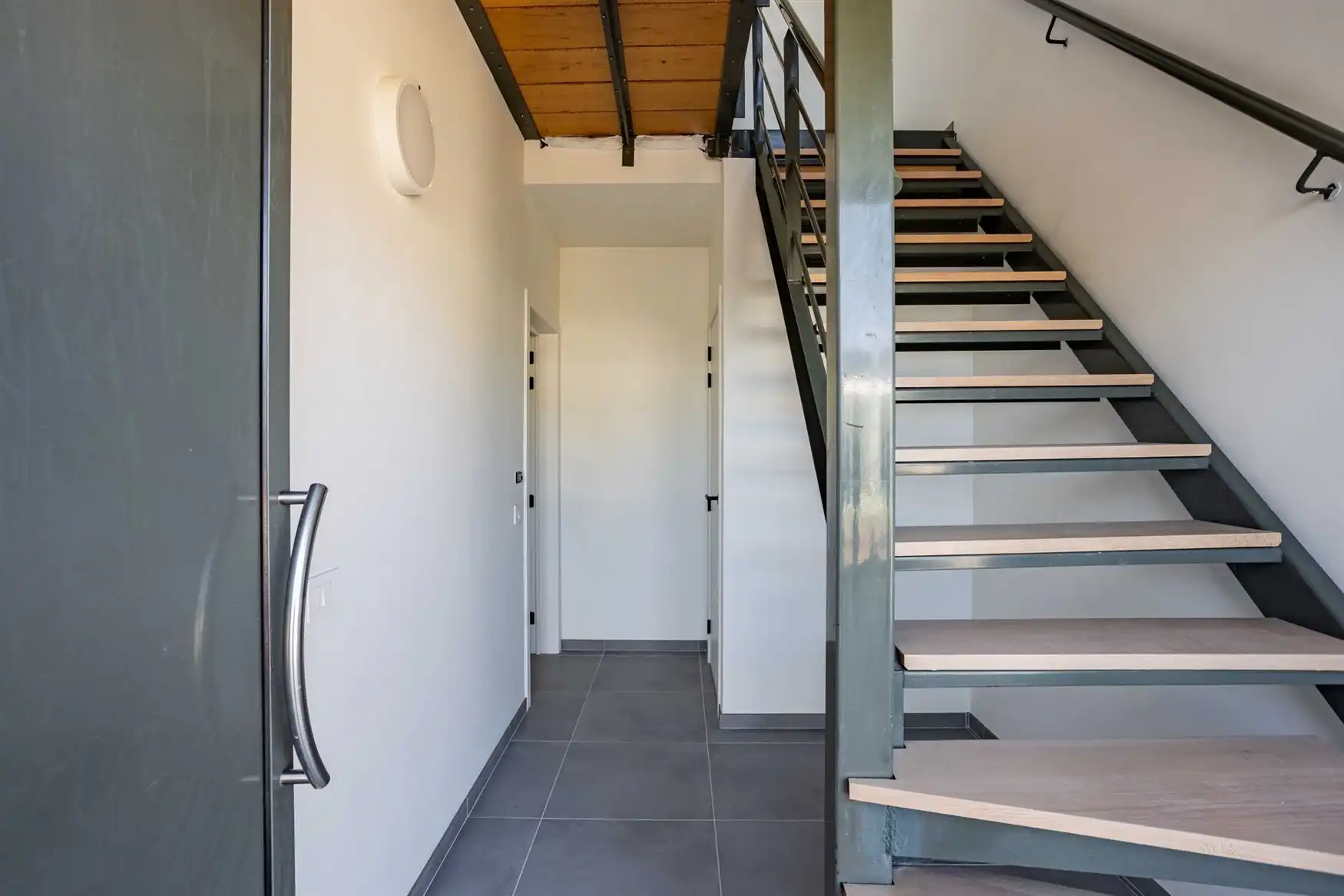 Gelijkvloersappartement met private tuin en open veldzicht in Aalter foto 3