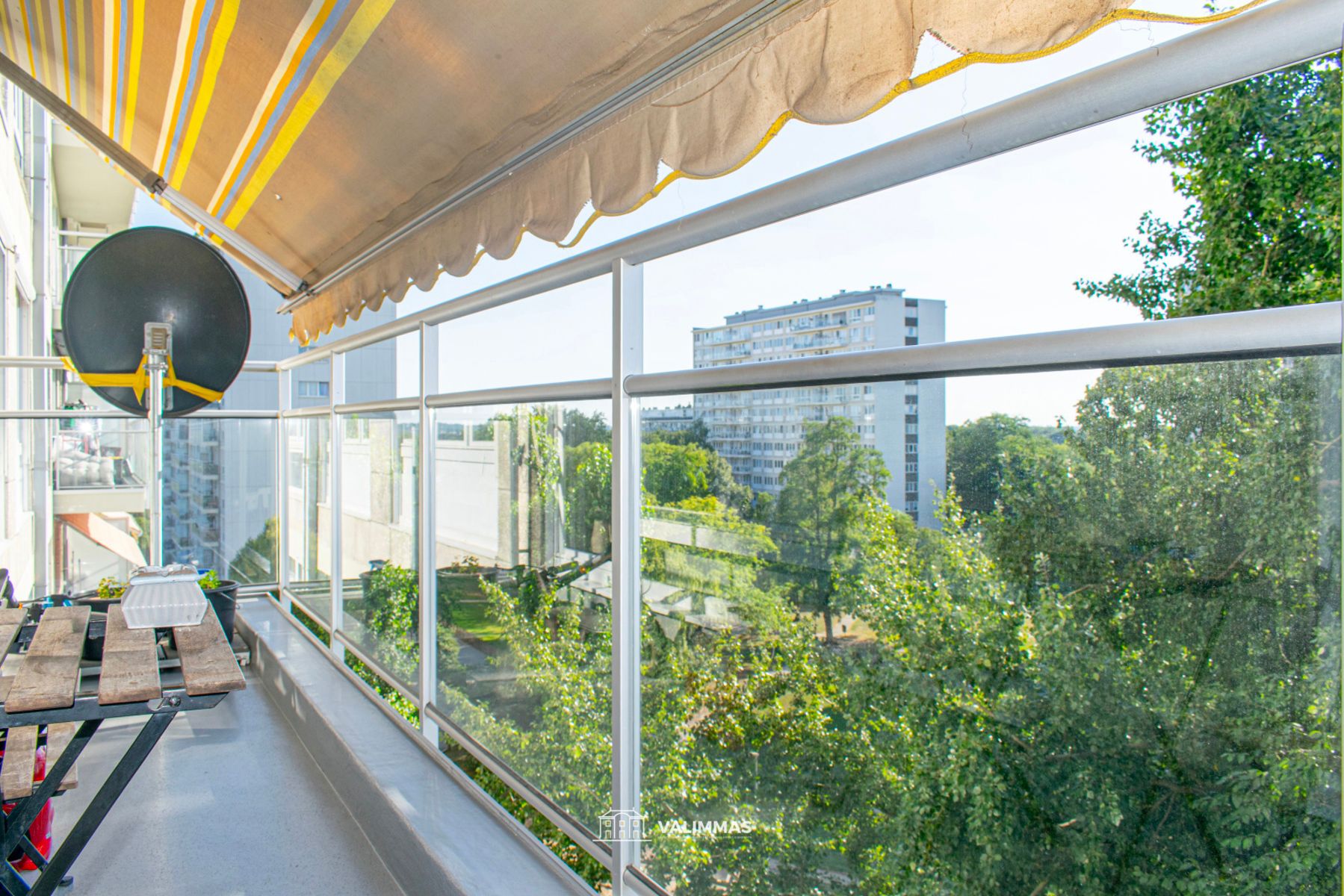 Verzorgd, energiezuinig appartement met mooi terras & kelder foto 7