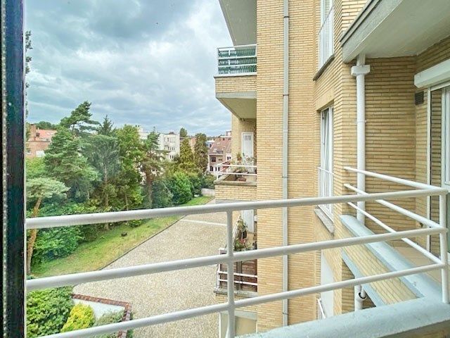 Gerenoveerd opbrengstgebouw - 6 appartementen + 5 garages! foto 29