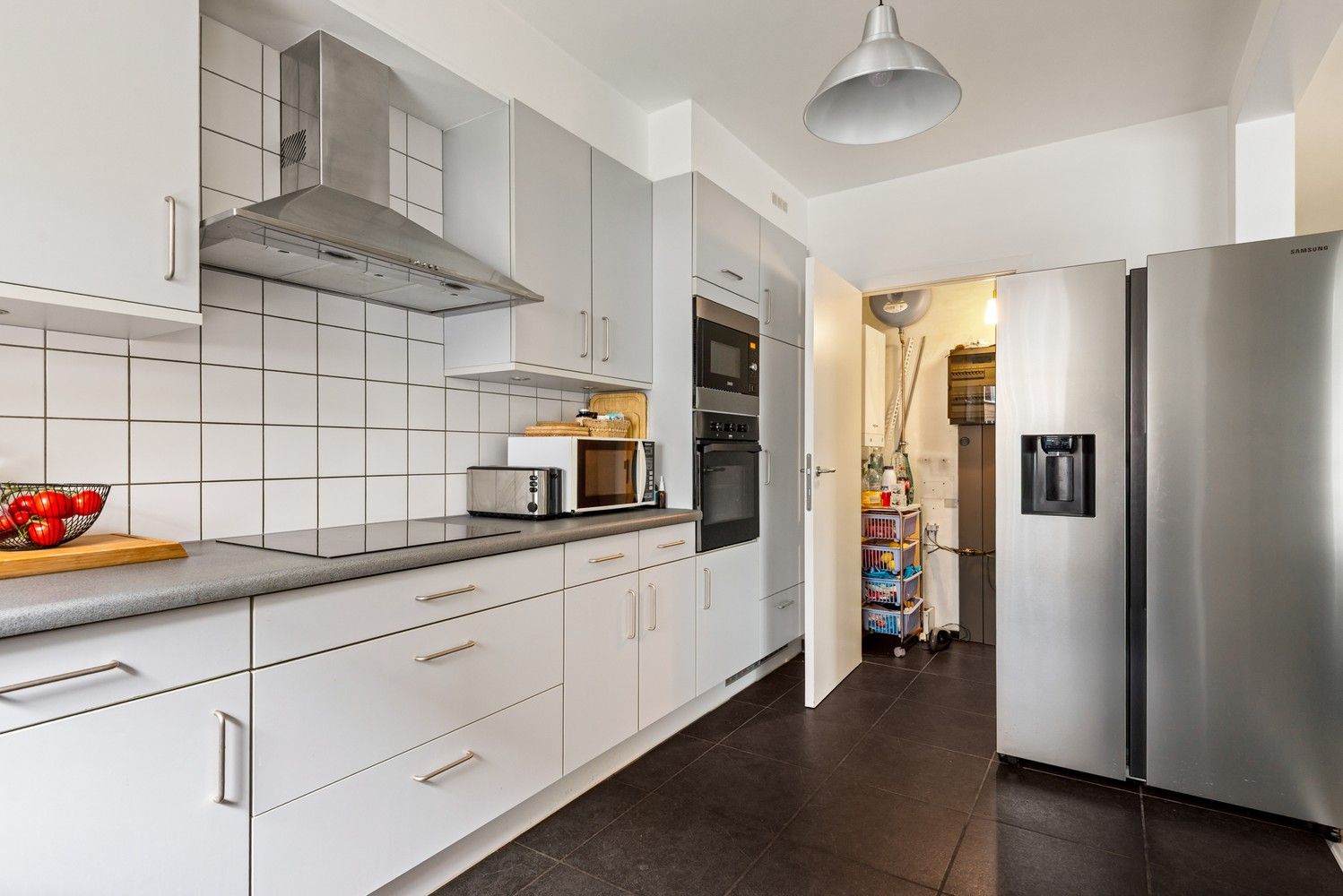 Instapklaar 3SLPK appartement met 2 terrassen en garagebox in Berchem! foto 9