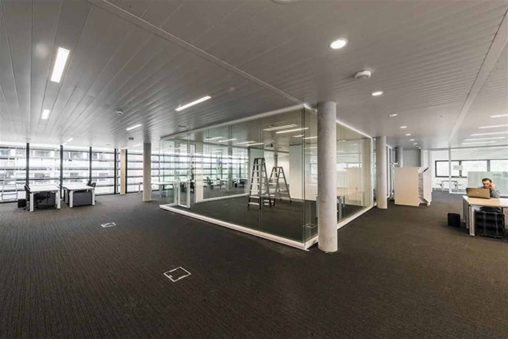 Kantoorruimte van 870 m² op grote ring te Hasselt foto 4