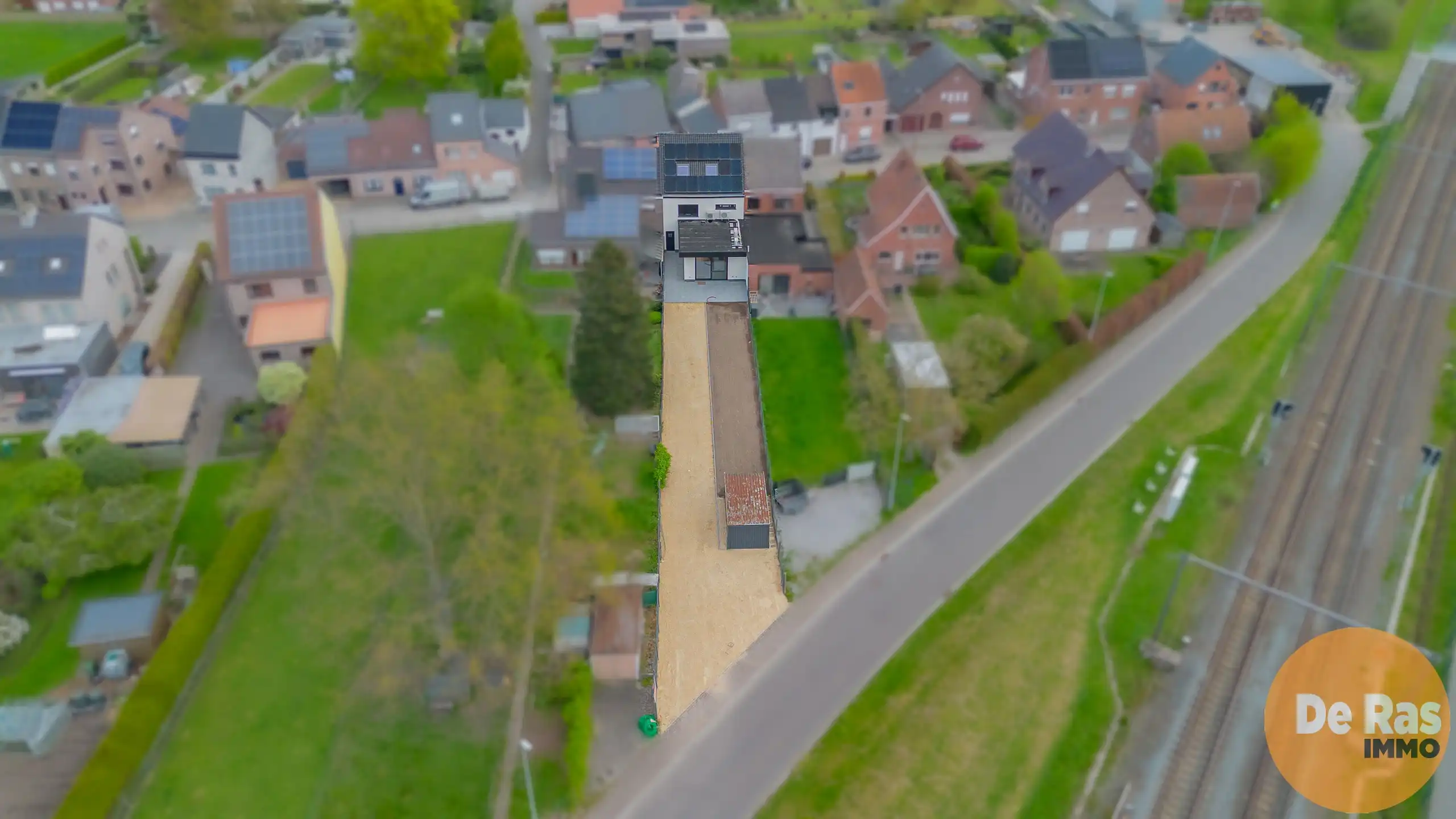 WICHELEN - Exclusief gerenoveerde woning met charme foto 30