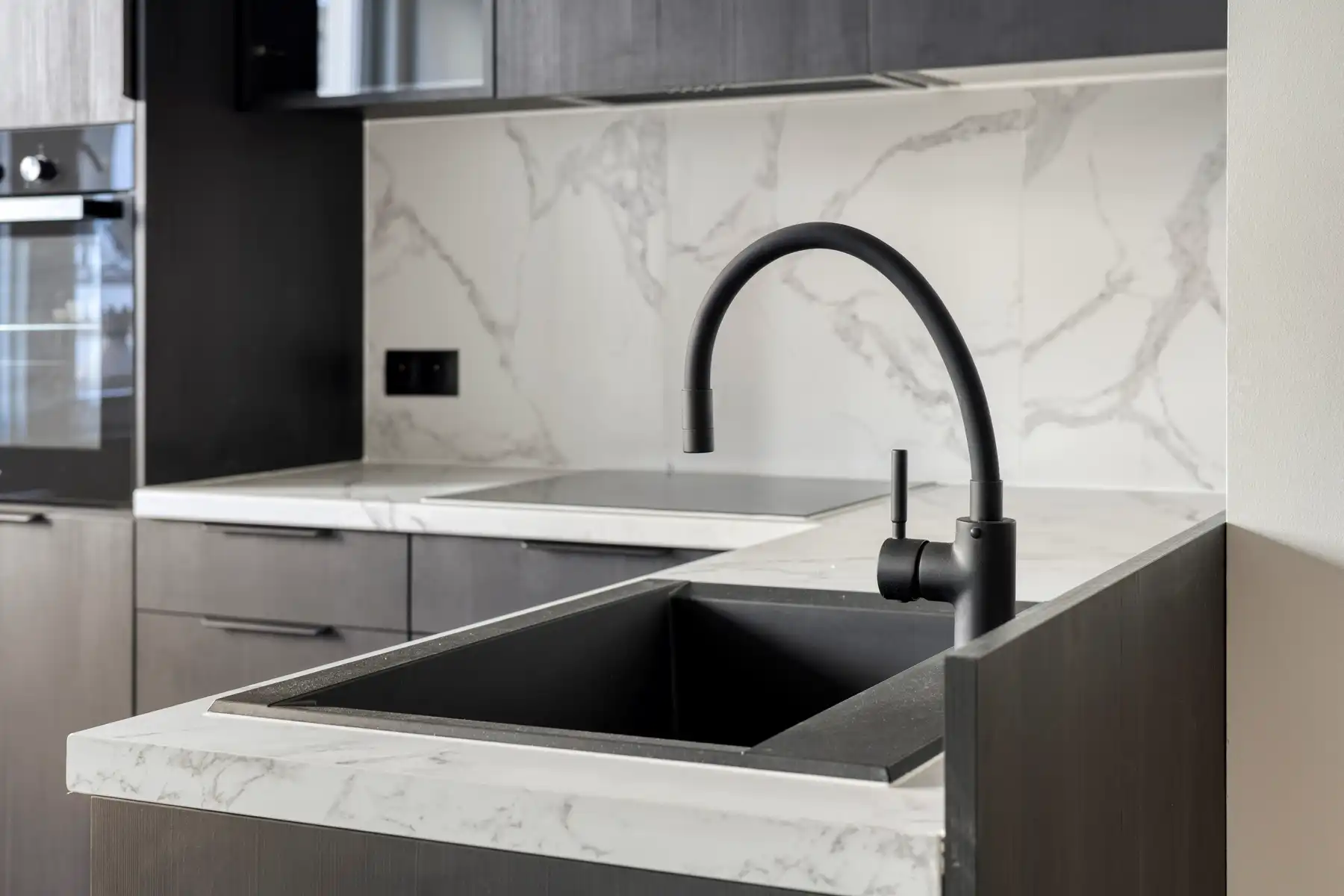 Appartement met twee slaapkamers in hartje Antwerpen. foto 7