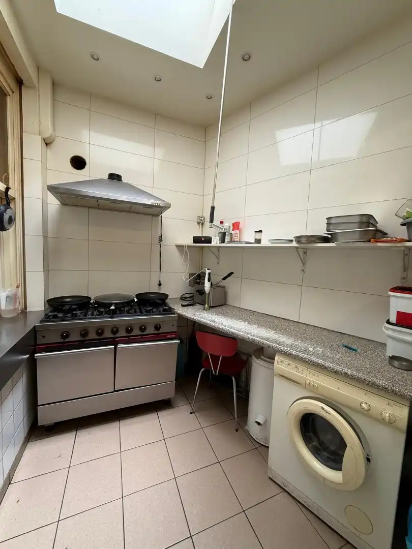 Een te renoveren opbrengsteigendom!! foto 13