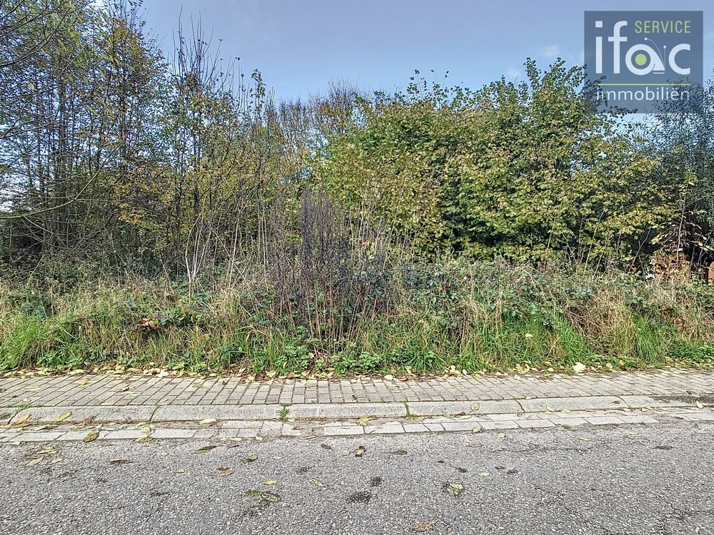 Grond te koop foto {{pictureIndex}}