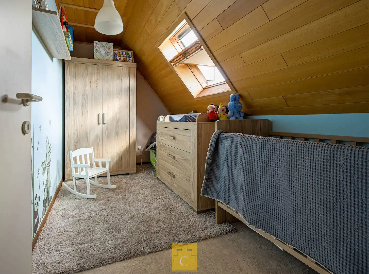 Ruim handelspand met duplexwoonst in het centrum van Loppem foto 27