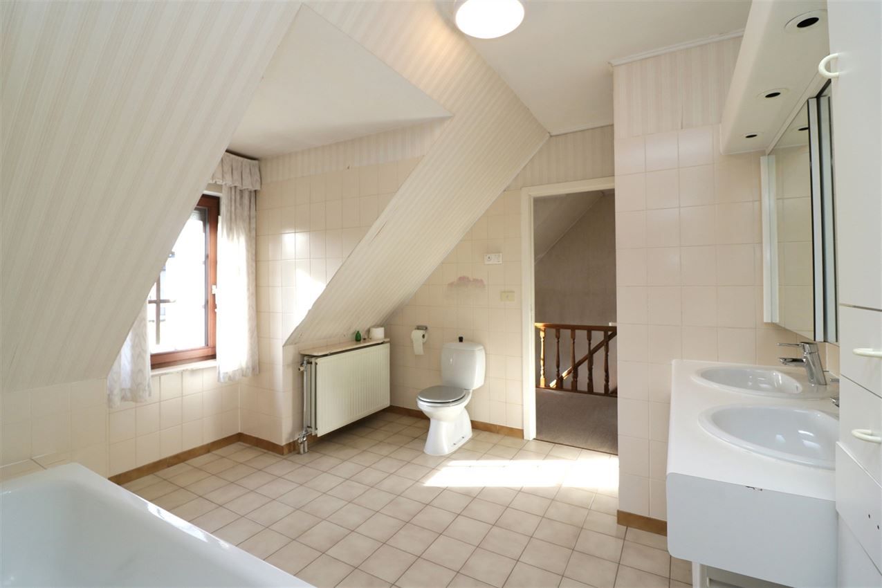 met prachtige tuin, nabij centrum foto 52