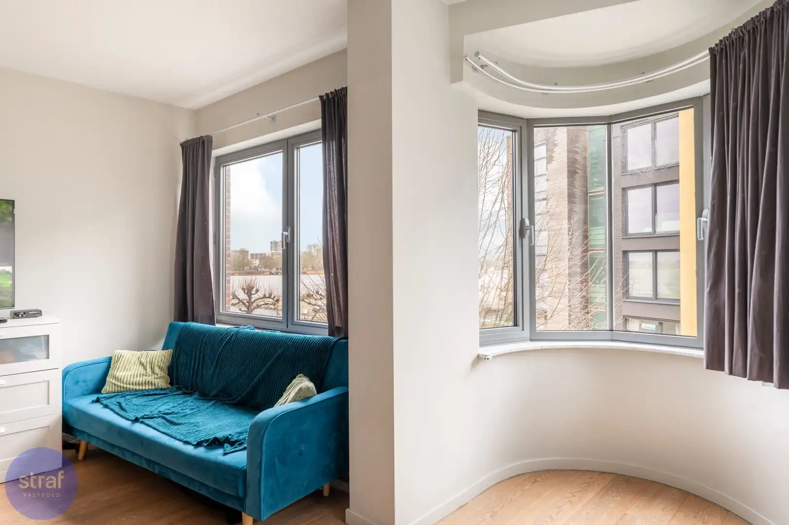 Cozy 2-slaapkamerappartement met Scheldezicht in Sint-Andries foto 3