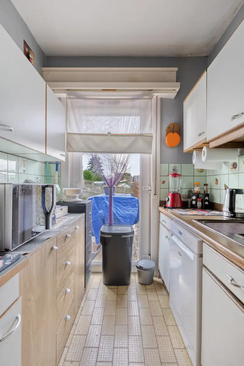 Ruime familiewoning (HOB) met garage en tuin! foto 8