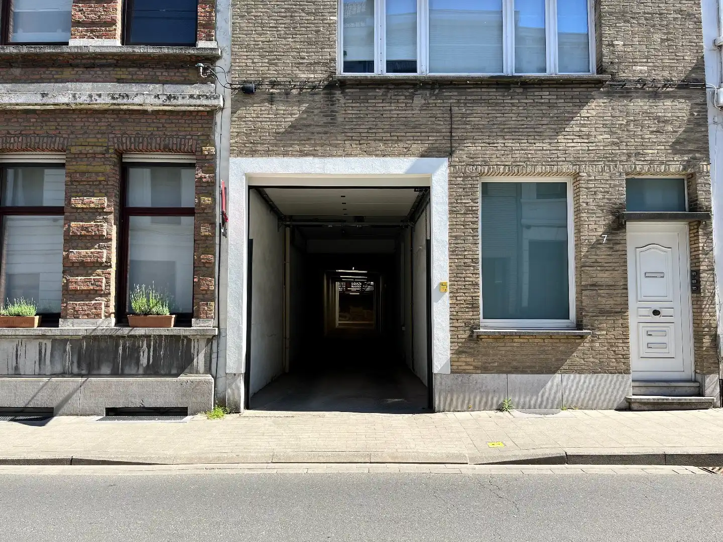 Autostaanplaats te Antwerpen-Zuid foto 2