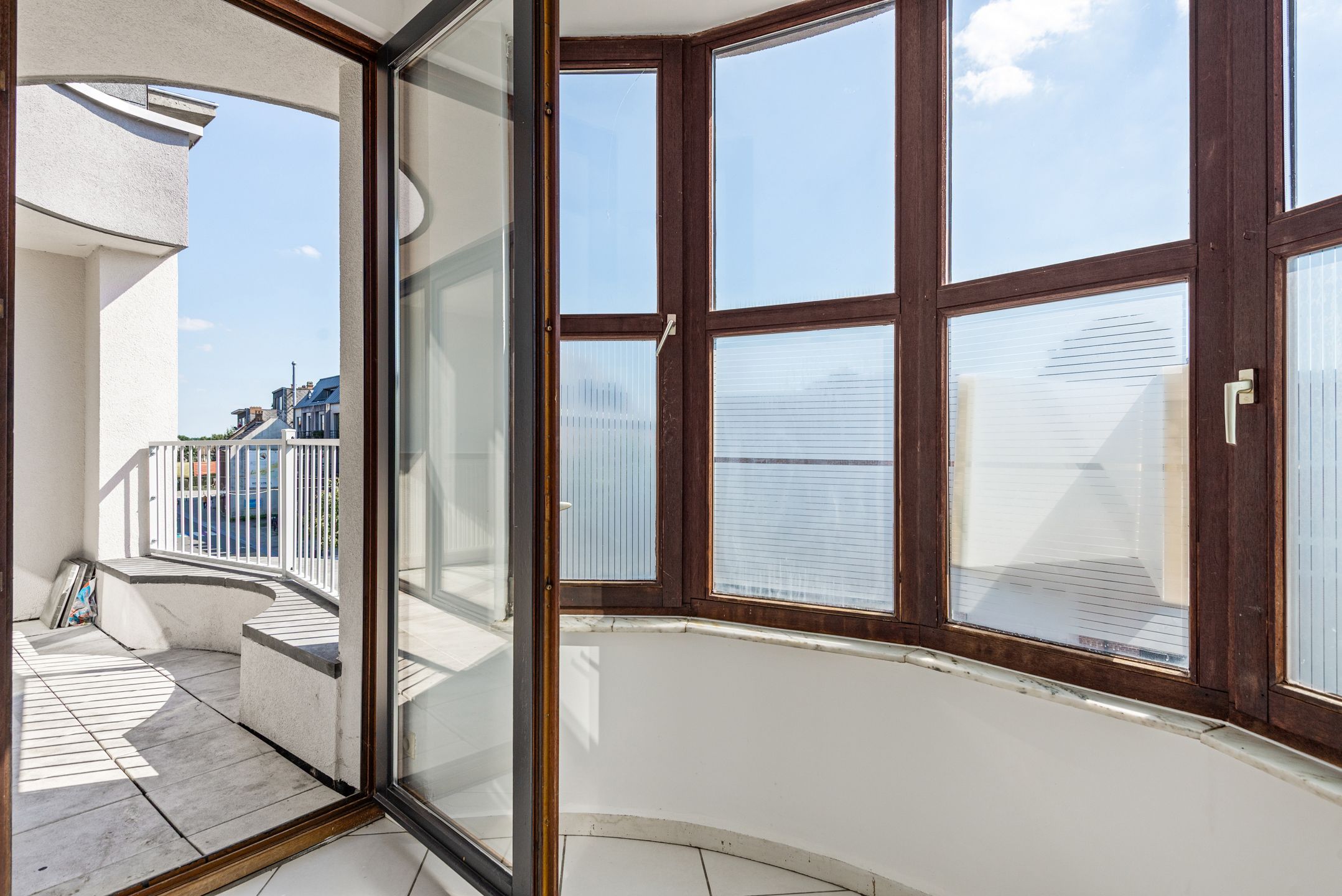 Lichtrijk appartement met 2 slaapkamers en 2 terrassen  foto 4