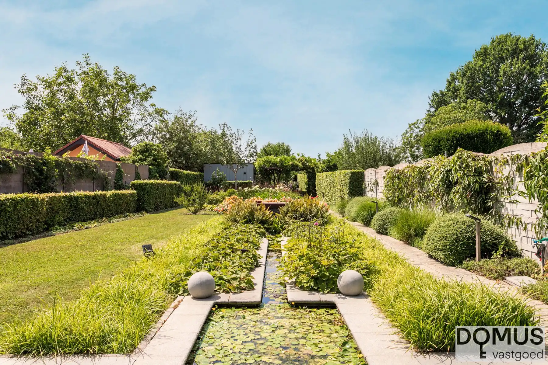 Instapklare 3-gevelwoning op topligging foto 20