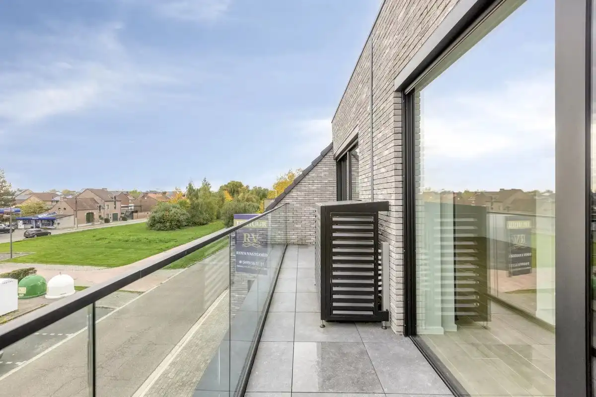 EXCLUSIEF EN KWALITATIEF NIEUWBOUWAPPARTEMENT VAN 163 M² MET 3 SLPK'S, 2 BADK'S EN RIANTE TERRASSEN IN MUNSTERBILZEN foto 27