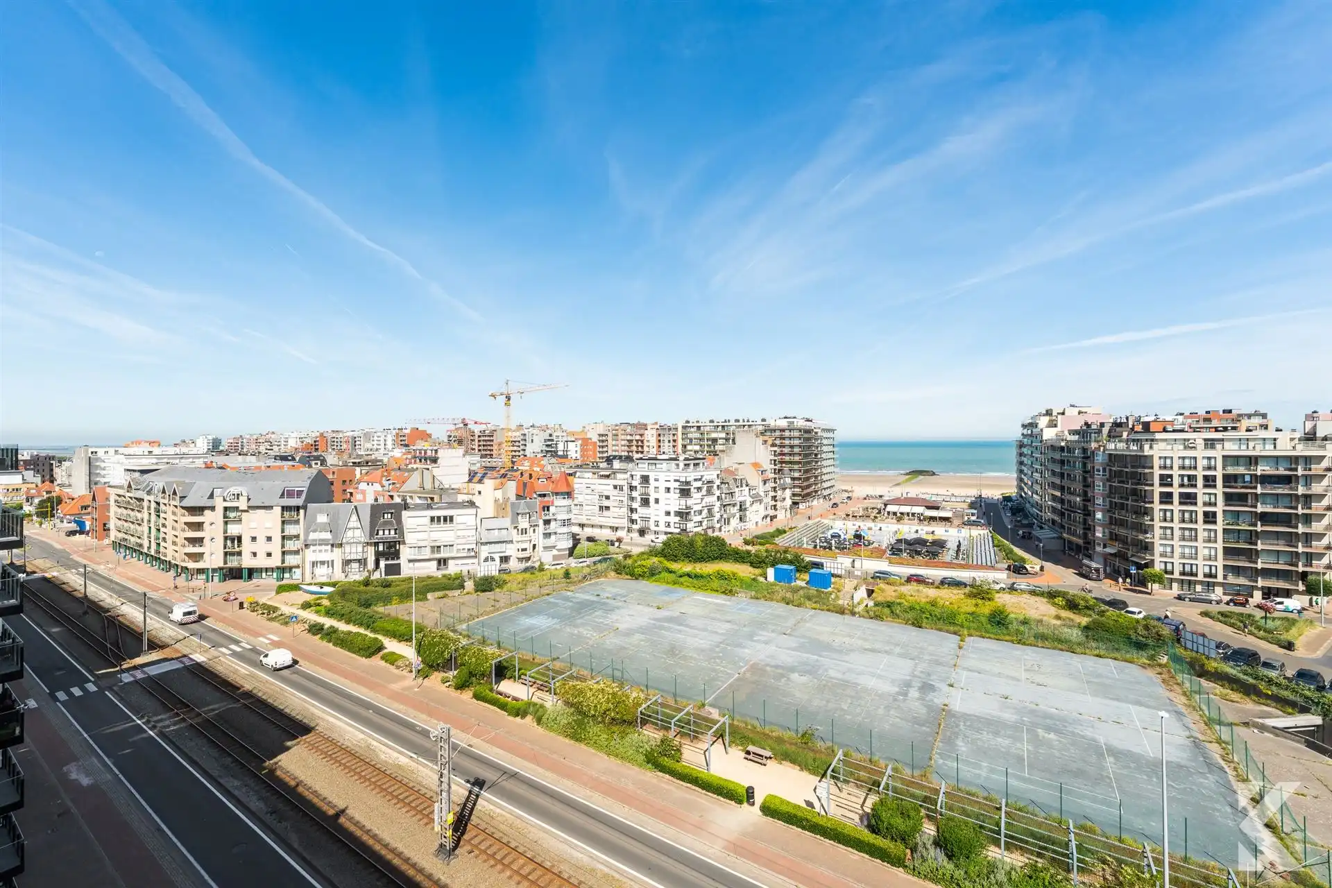 Gerenoveerde penthouse, 65 m2 terrassen, panoramisch zicht foto 19