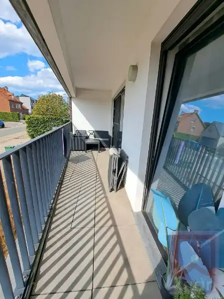 Instapklaar 1-slpk appartement met terras, autostaanplaats en grote kelderberging. foto 10