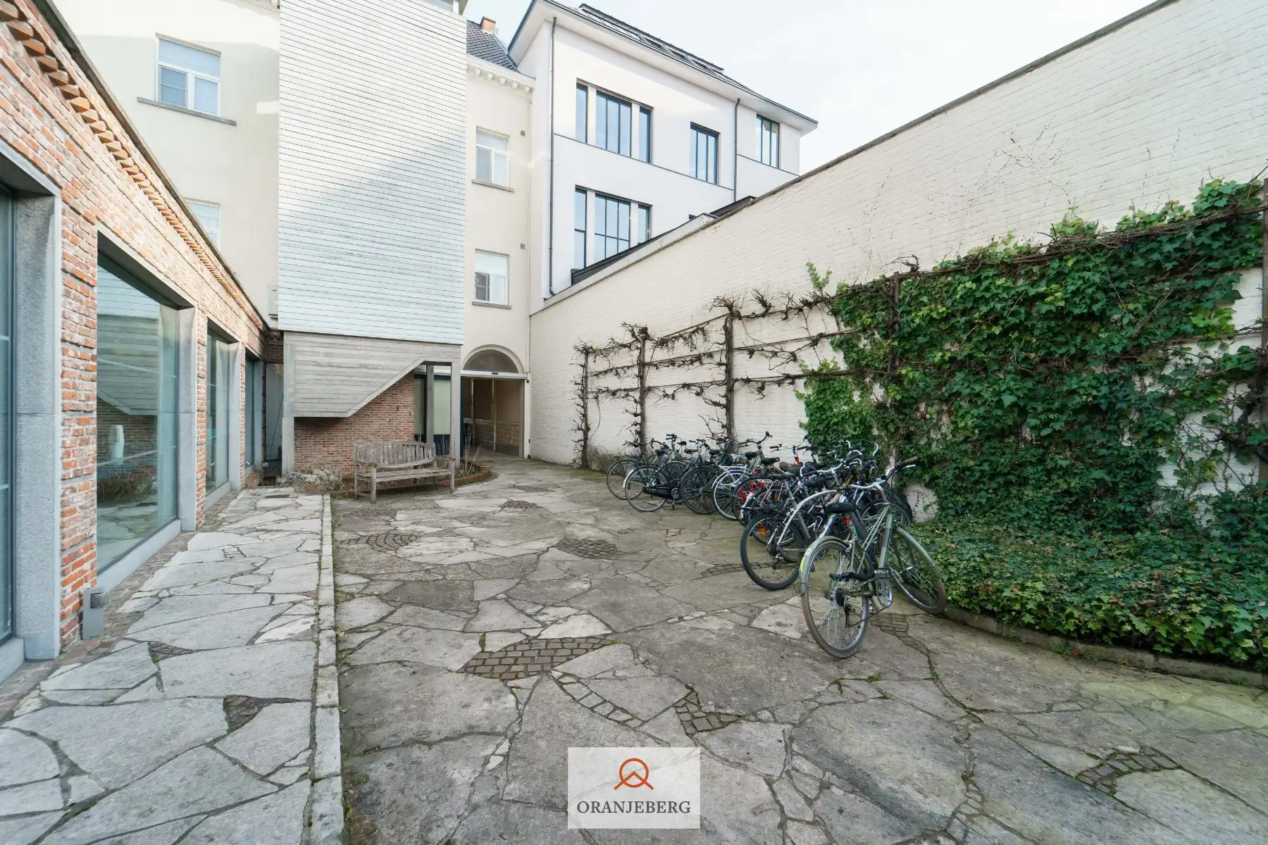 1 slpk appartement vlakbij Sint-Pietersplein en Citadelpark foto 6