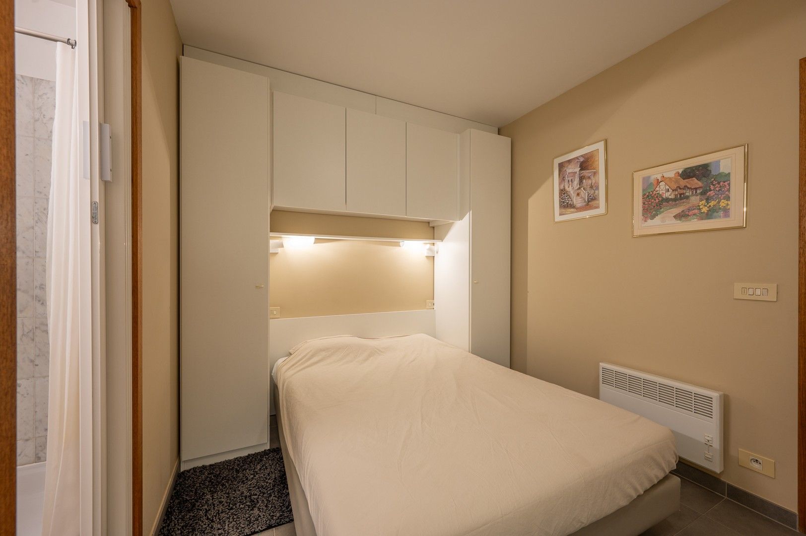 Lichtrijk appartement met frontaal zeezicht foto 8