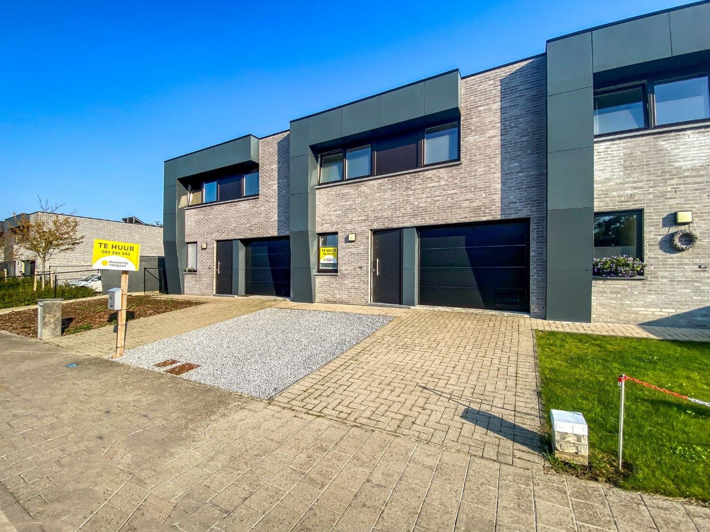 Recente energiezuinige woning (bouwjaar 2017) met 3 slaapkamers te Diksmuide.  foto 2