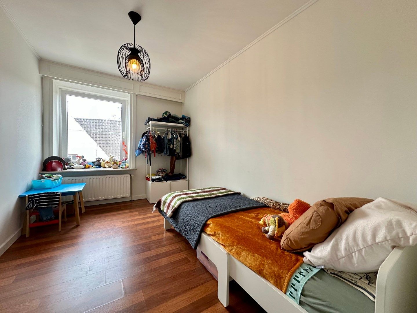 Lichtrijk appartement vlakbij de Coupure foto 8