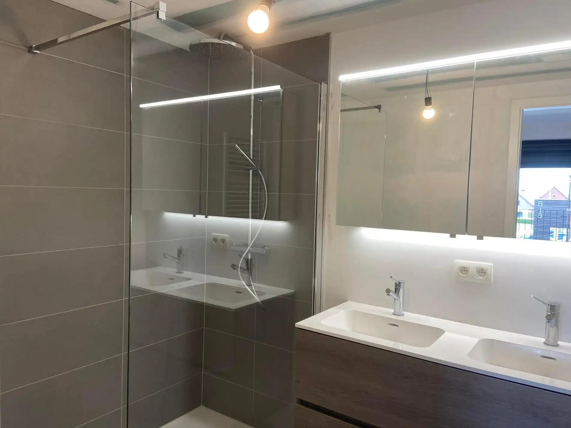 Nieuwbouw appartement met 2 slaapkamers en autostaanplaats te OLV Olen ! foto 8