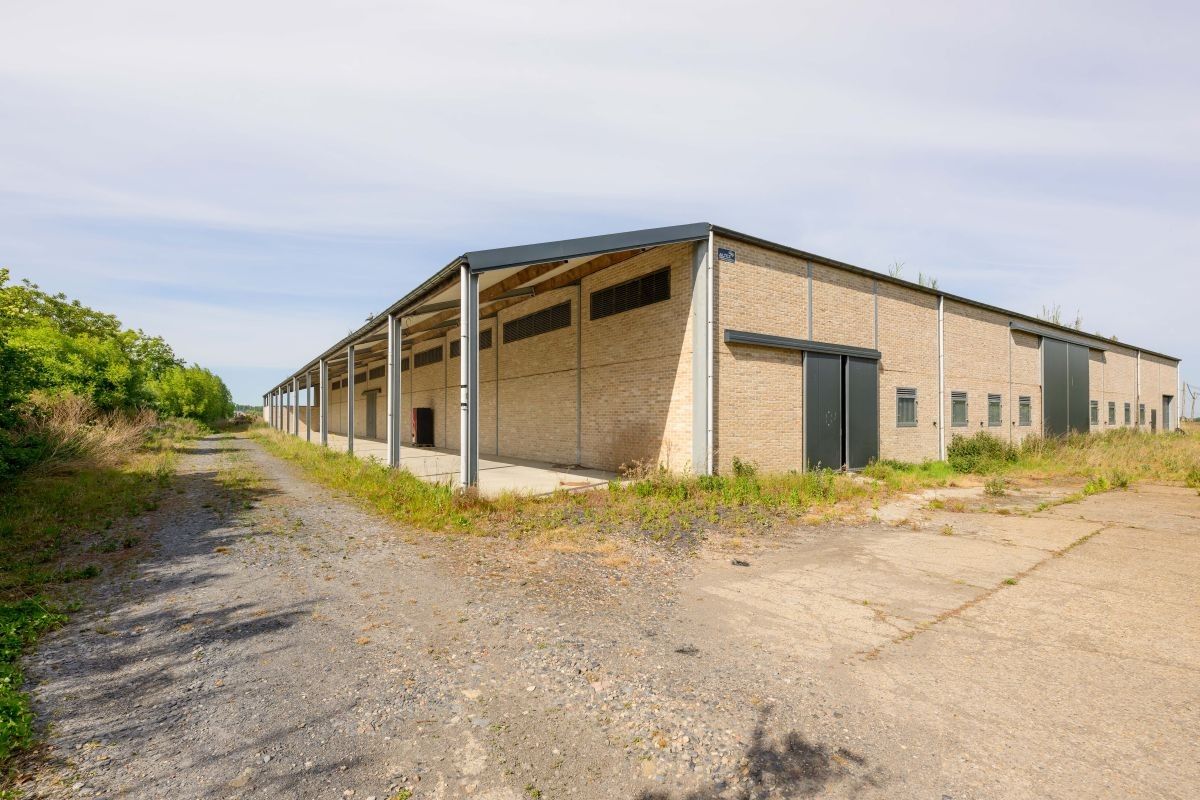 Hippisch complex te koop te Oudenburg dicht bij de kust foto 5