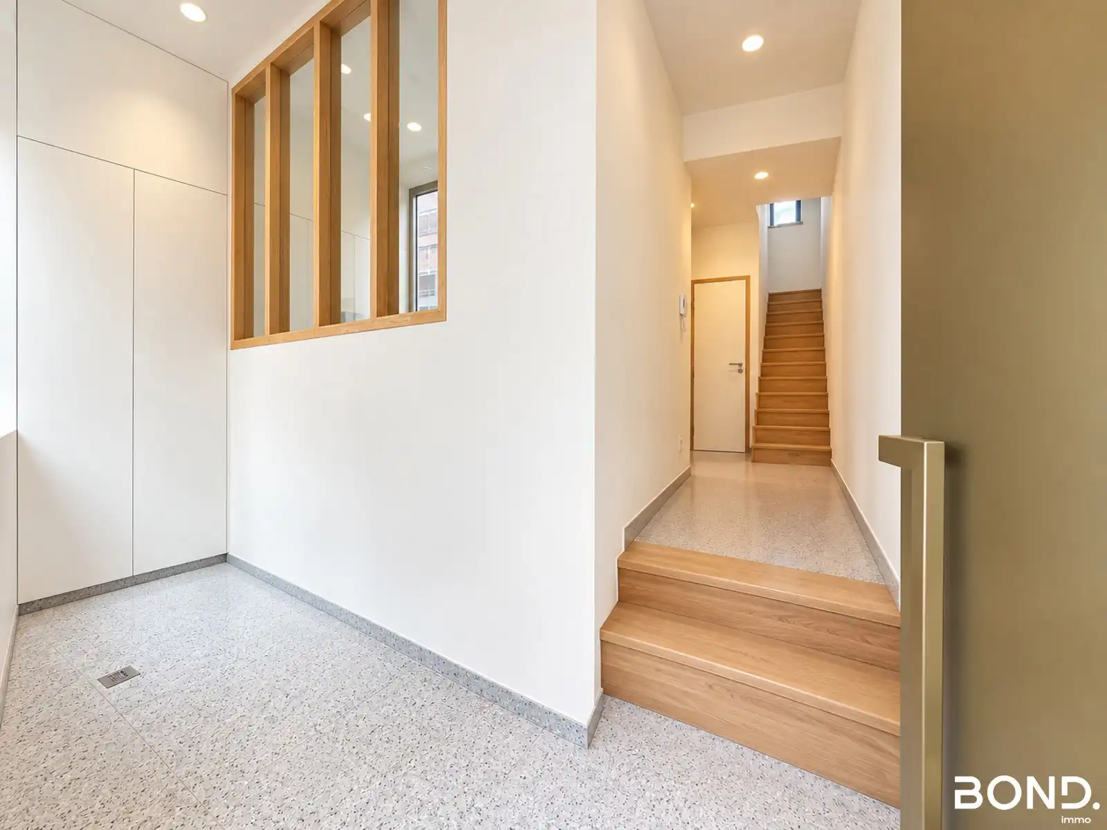 Ruime vernieuwbouwwoning met 6 slaapkamers te huur in Leuven foto 10