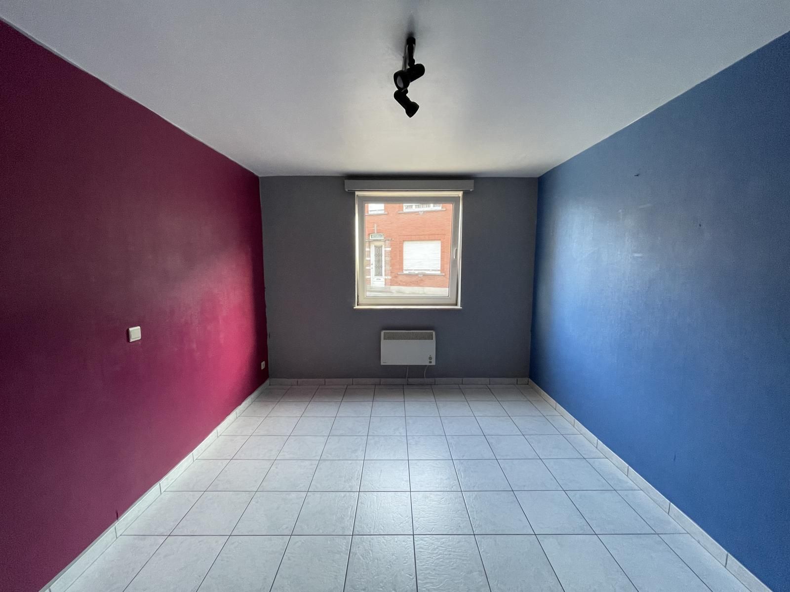 WICHELEN - Gelijkvloers appartement met garage. foto 6