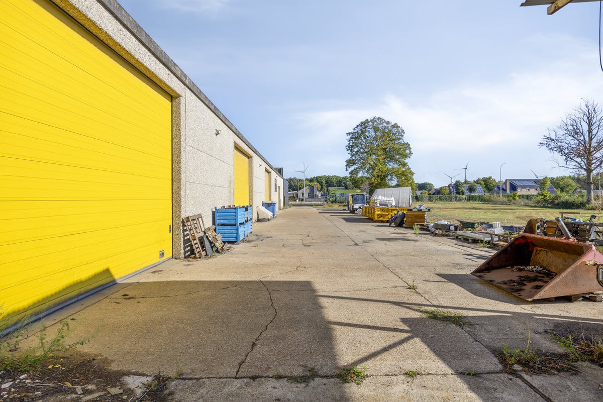 Magazijn met woonst en burelen in Adegem (Maldegem) foto 29