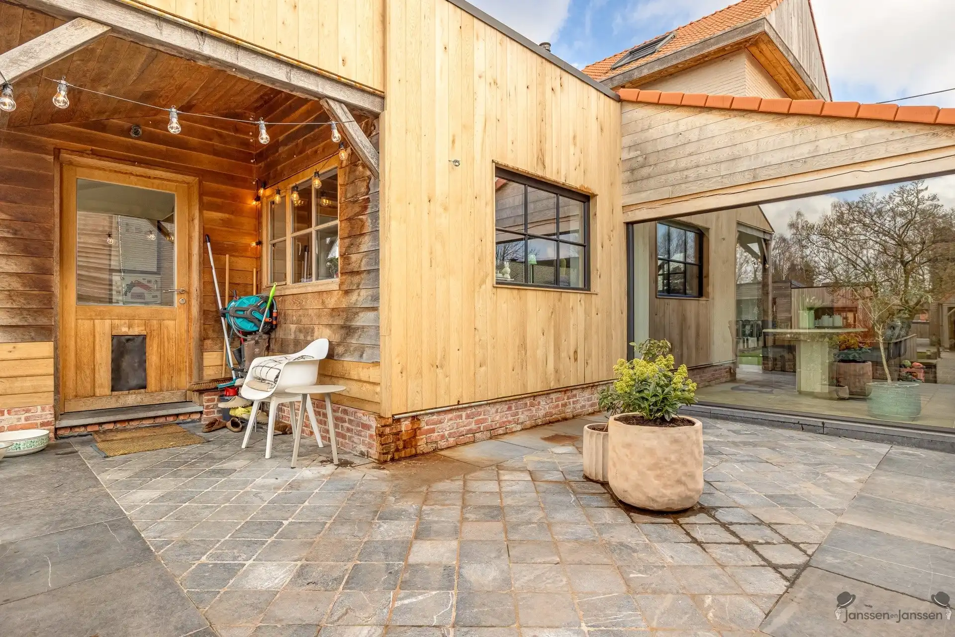 Lifestyle woning met uniek karakter foto 34