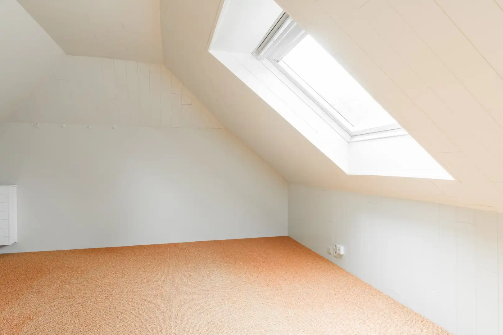 Charmante & sfeervolle, instapklare, energiecorrecte (EPC B) villa-landhuis met 5 slaapkamers, 3 badkamers, bureau én dubbele garage. foto 59
