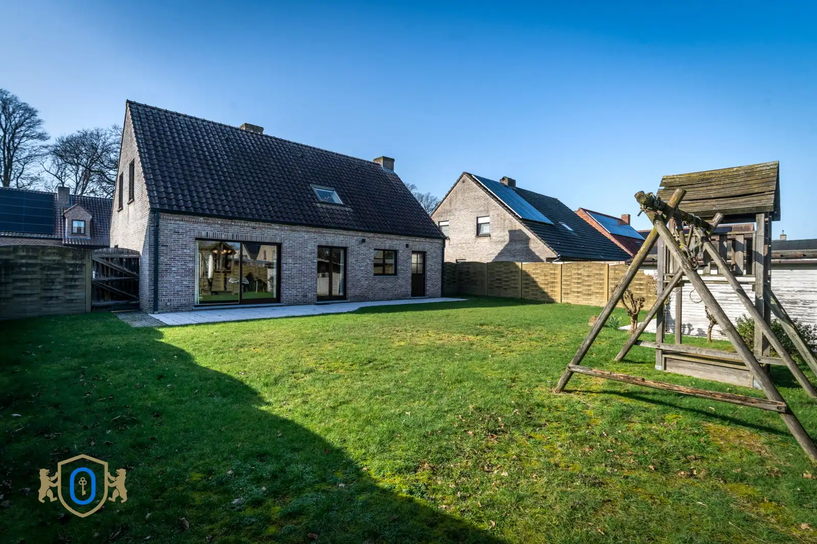 4-slpkr villa met garage & tuin foto 14