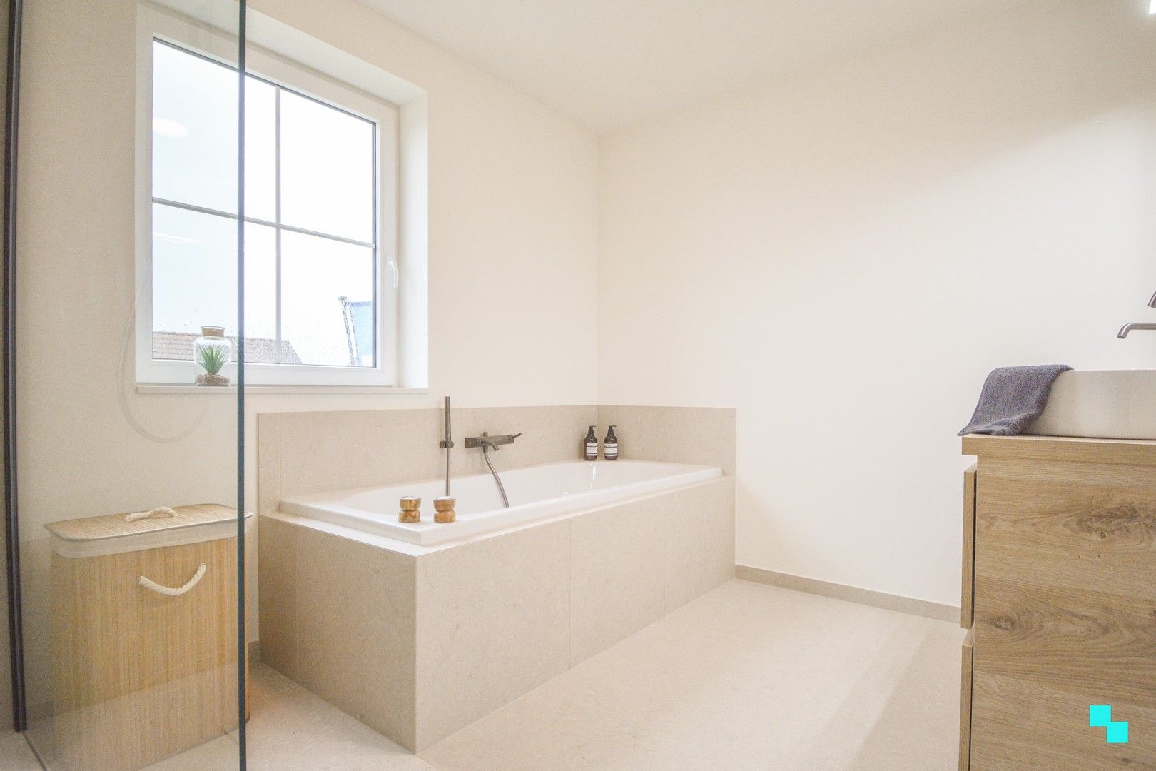 Alleenstaande, nieuwbouw woning op hoekperceel te Hooglede foto 21