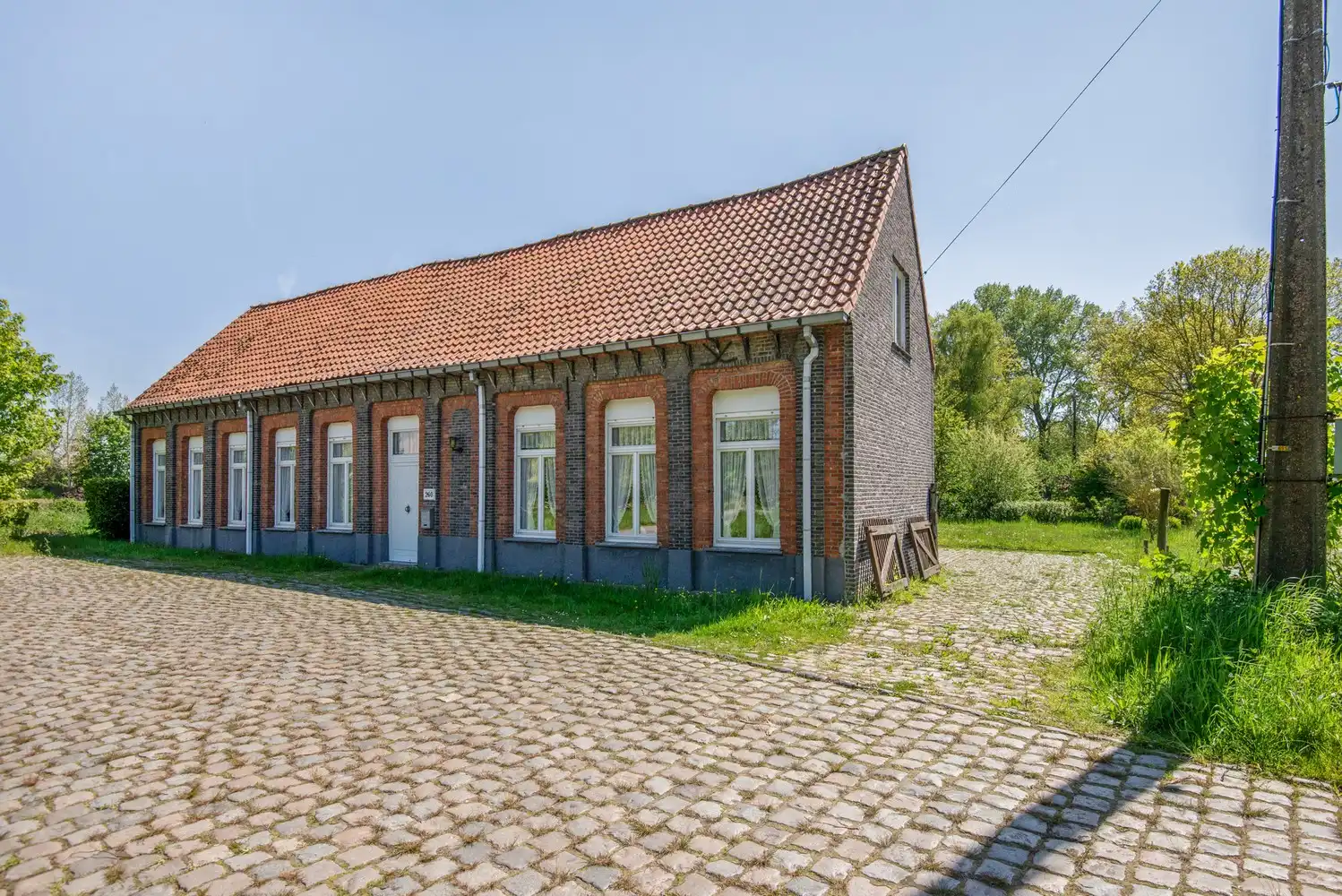 Op te frissen hoeve met vergezichten te Lier foto 3