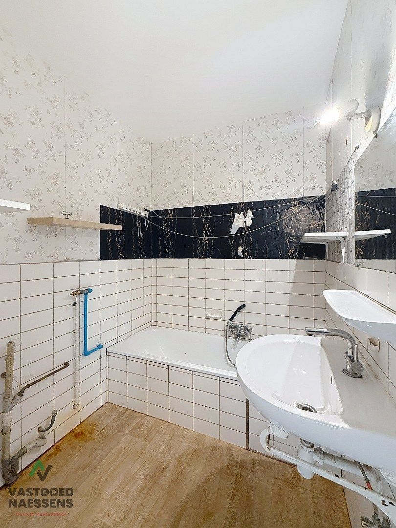 TE RENOVEREN 2 SLPK APP OP CENTRALE LIGGING foto 4