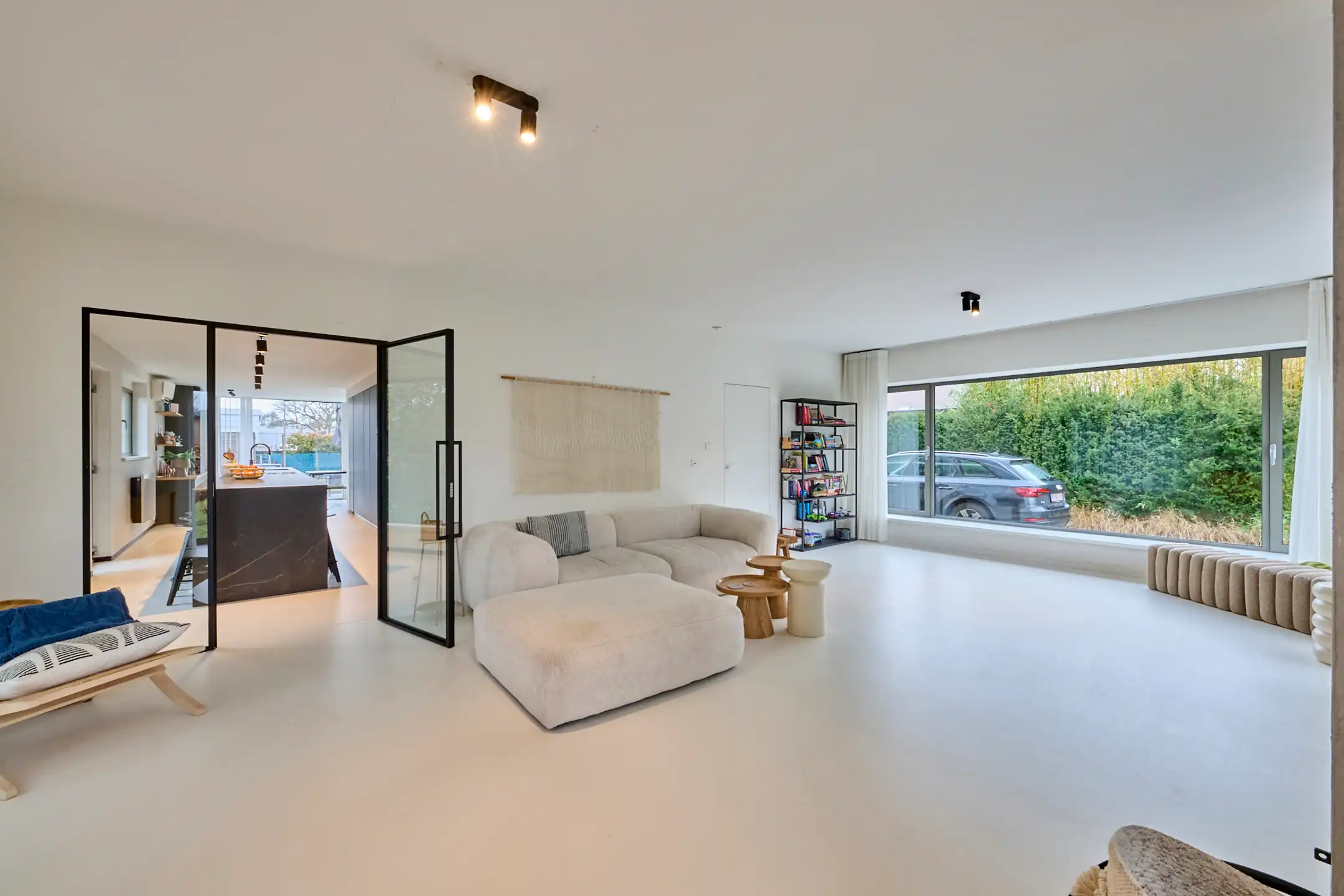 Prachtig vernieuwde villa op een rustige ligging in Genk foto 2