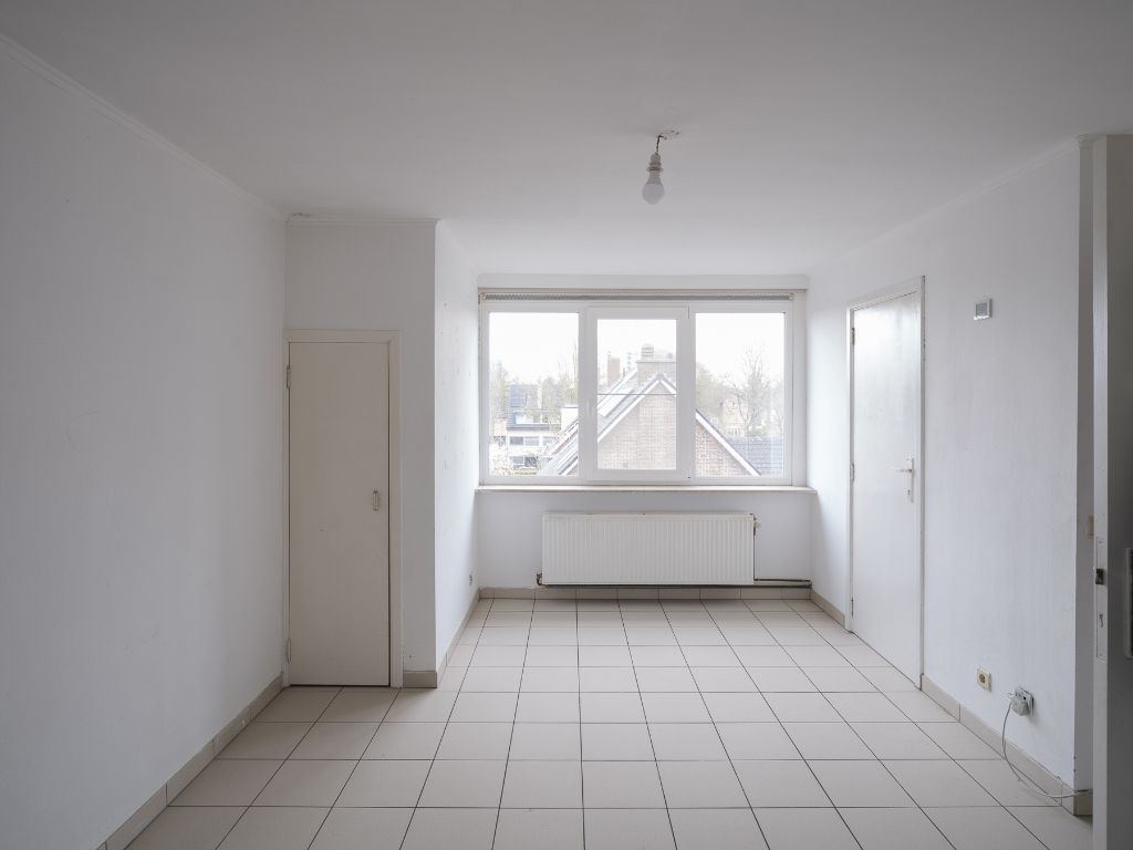 Lichtrijk 1 slpk appartement nabij station Gent-Sint-Pieters foto 2