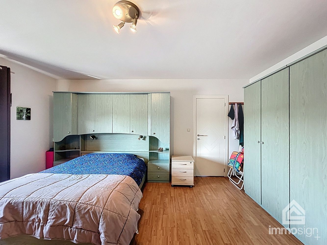 Instapklaar duplexappartement met 2 slaapkamers, heerlijk terras en een autostaanplaats foto 18