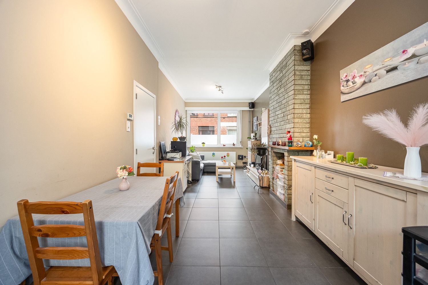 Goed gelegen 4-slk woning met tuin foto 6